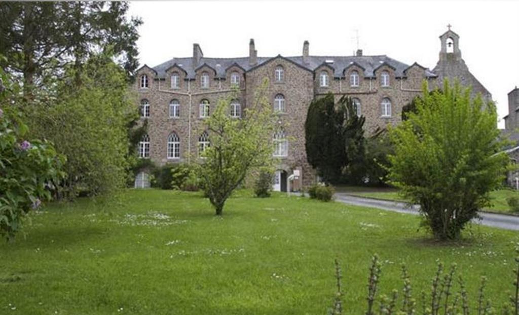 Hotel-Restaurant De L'Abbaye Plancoët Dış mekan fotoğraf